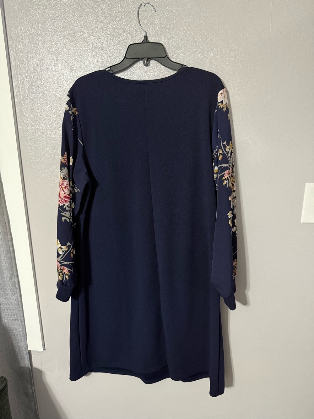 Navy Floral-Sleeve Midi Dress - Women's Elegant Casual - Picture 8 of 10